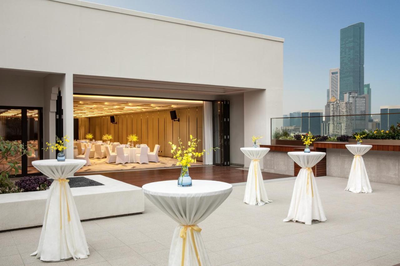 Voco Nanjing Oriental Pearl Hotel Buitenkant foto