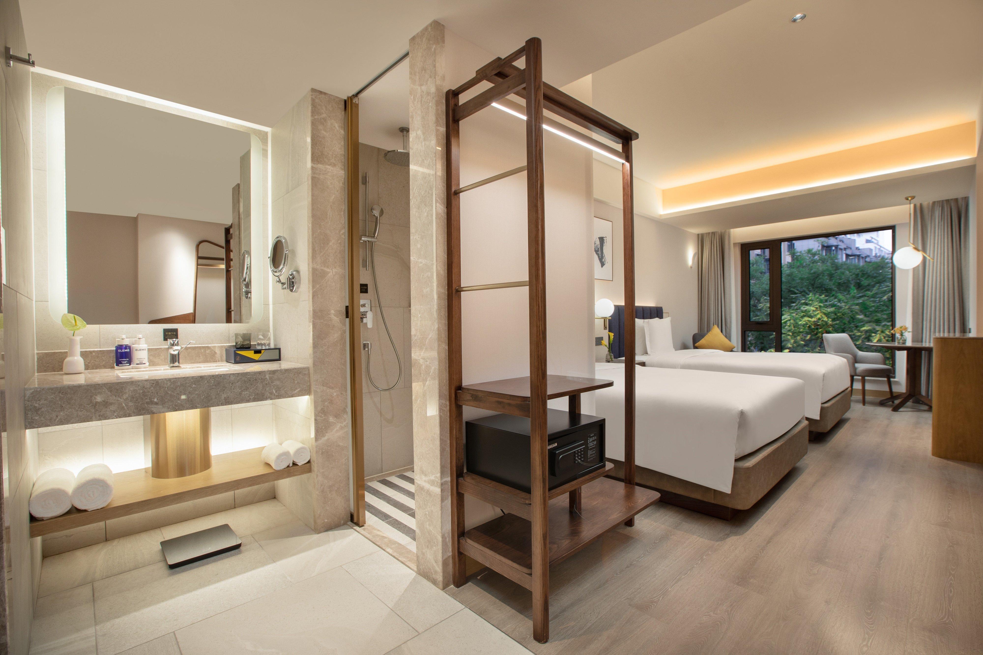 Voco Nanjing Oriental Pearl Hotel Buitenkant foto