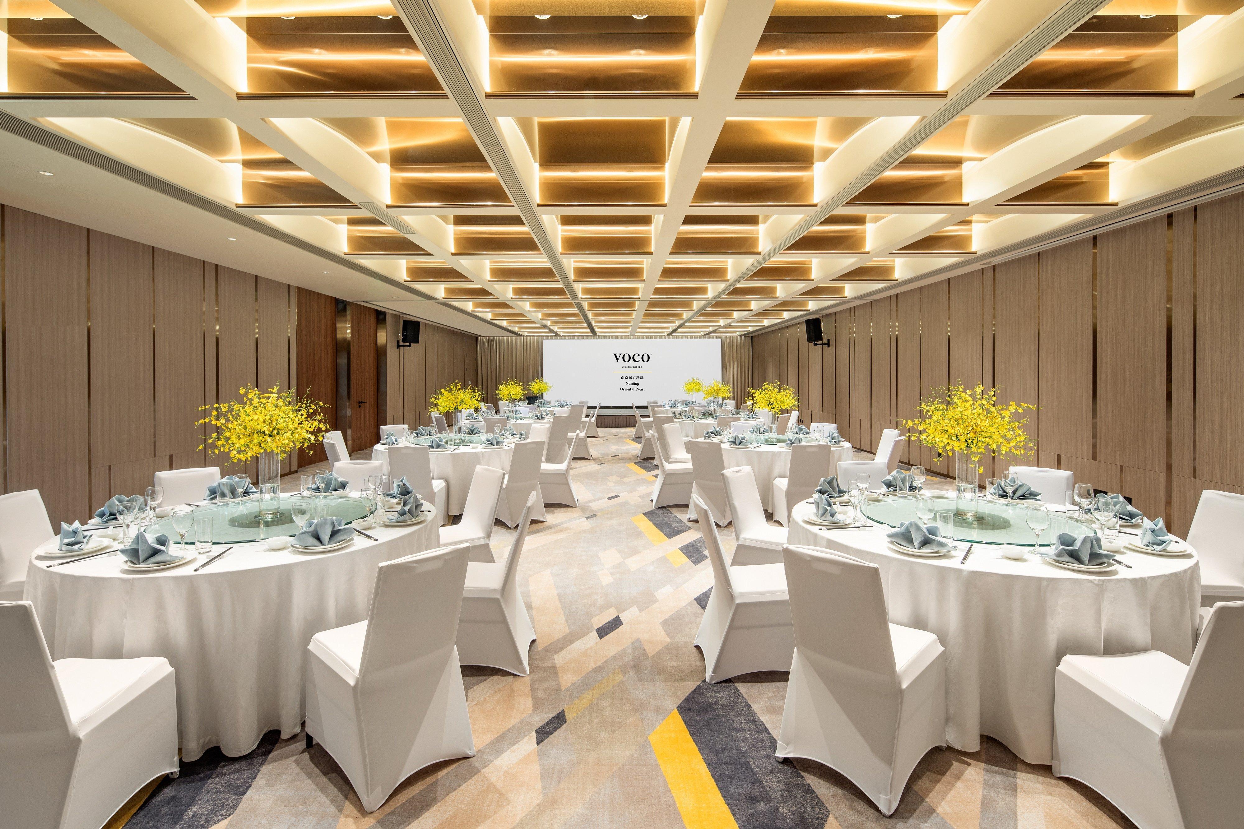 Voco Nanjing Oriental Pearl Hotel Buitenkant foto