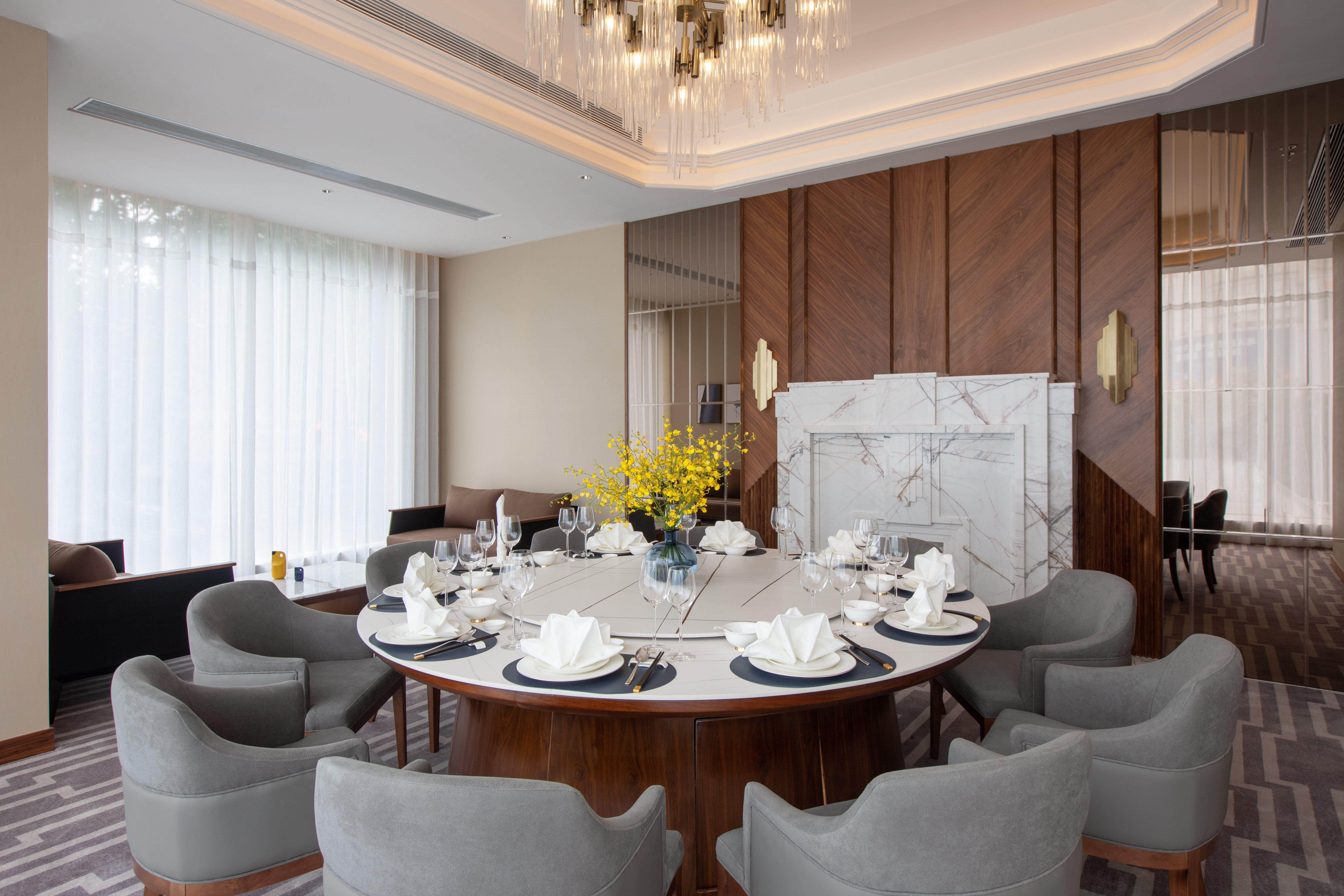 Voco Nanjing Oriental Pearl Hotel Buitenkant foto