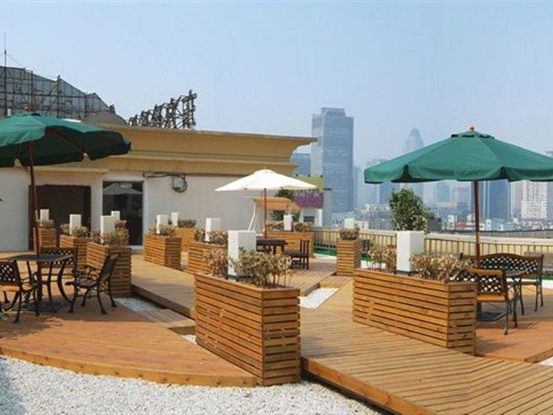 Voco Nanjing Oriental Pearl Hotel Buitenkant foto